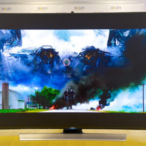 LumaColor StudioView 32 designer monitor product image