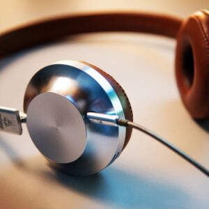 Headphones product image for Headphones category in 16:9 format