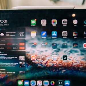 Tablet product image for Tablets category in 16:9 format